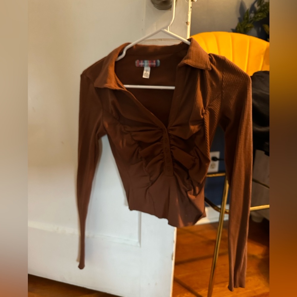 UO Long Sleeve Button Crop Top